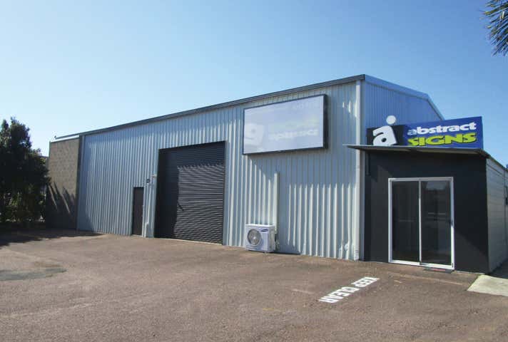 Unit 2, 32 Seasands Drive Redhead NSW 2290 - Image 4