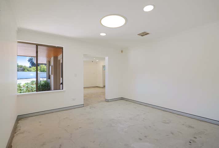 551 Marmion Street Booragoon WA 6154 - Image 8