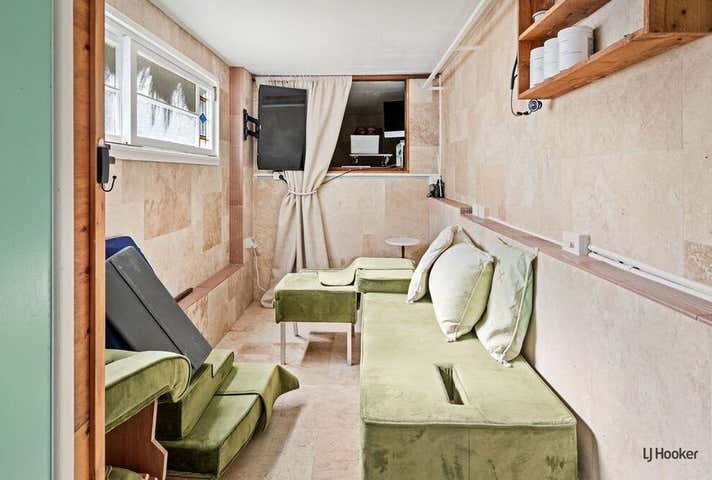 88 West Burleigh Road Burleigh Heads QLD 4220 - Image 10