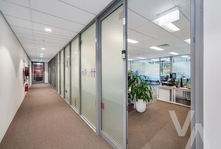 6/335 Wharf Road Newcastle NSW 2300 - Image 5