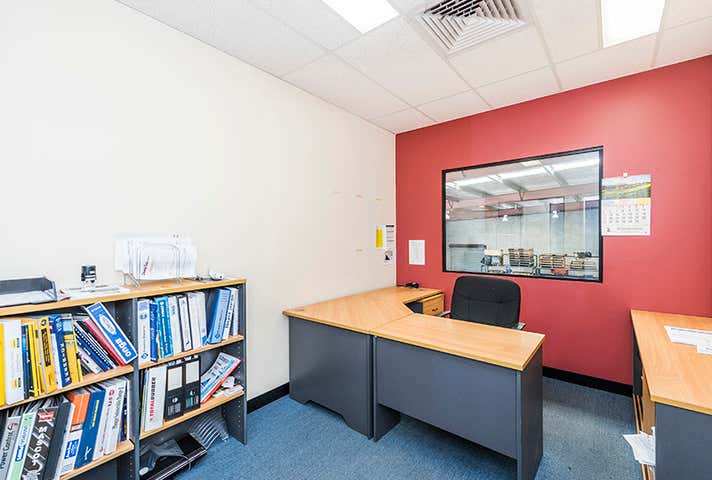 2/1956 Beach Road Malaga WA 6090 - Image 7