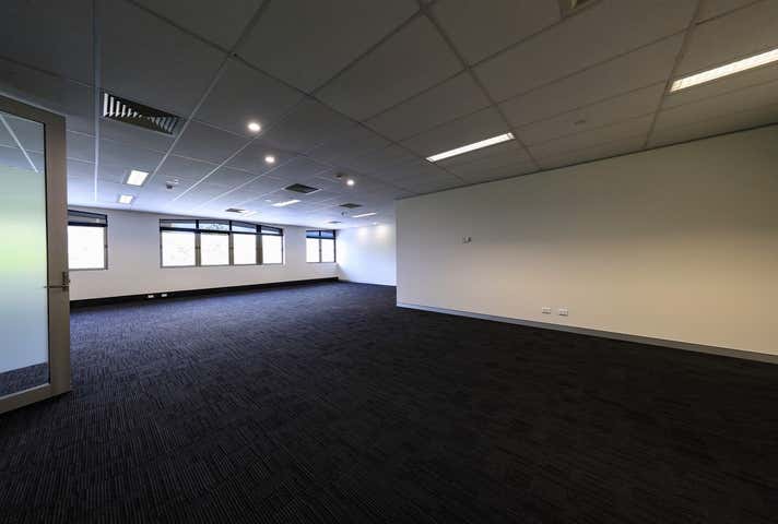 Level 1 76 Lake Street Cairns City QLD 4870 - Image 8