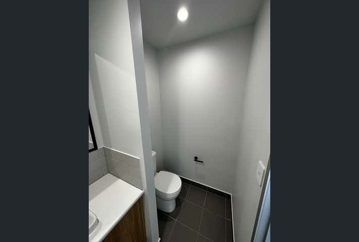 4/48 City Link Drive Carrara QLD 4211 - Image 6