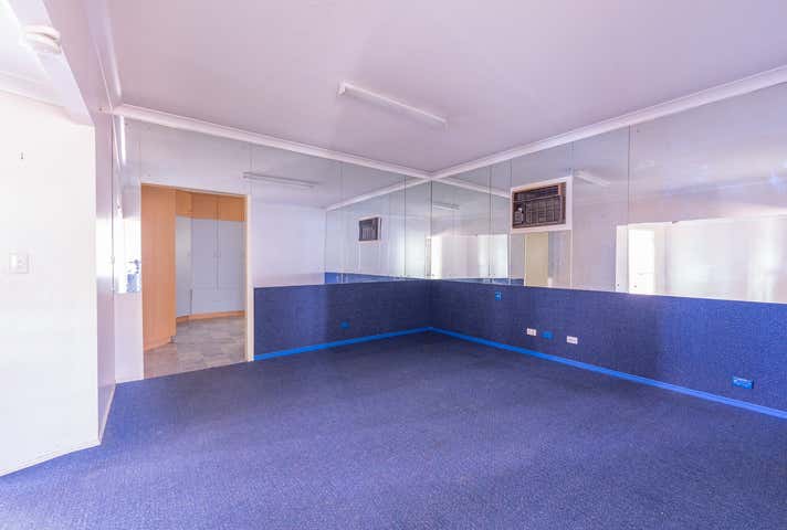 218 Brisbane Street West Ipswich QLD 4305 - Image 9