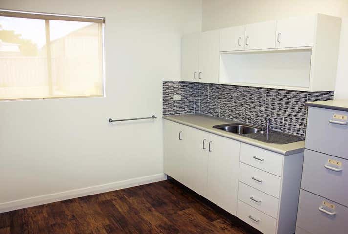 Unit 2, 116  Pinjarra Road Mandurah WA 6210 - Image 6