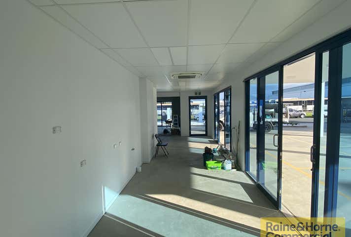 8/3-5 Hinkler Court Brendale QLD 4500 - Image 15