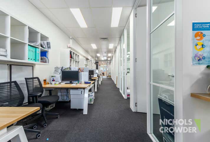 98 Mount Eliza Way Mount Eliza VIC 3930 - Image 9