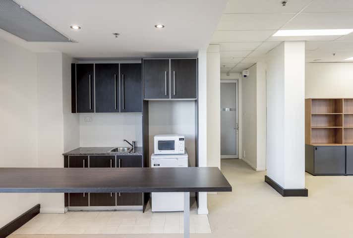 Suite 302, 93-95 Pacific Highway North Sydney NSW 2060 - Image 4