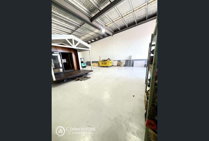 1/76 Lear Jet Drive Caboolture QLD 4510 - Image 10