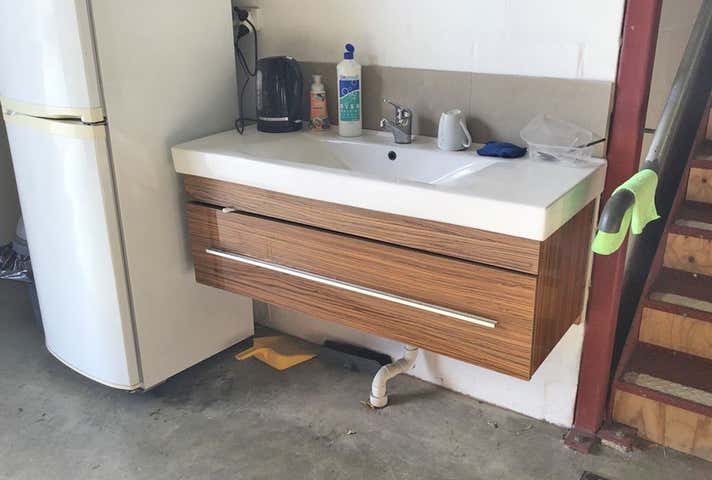 Unit 2, 26 River Road Bayswater WA 6053 - Image 9