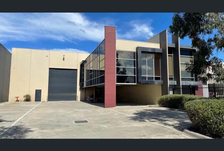 Unit 2, 40 Green Street Doveton VIC 3177 - Image 1