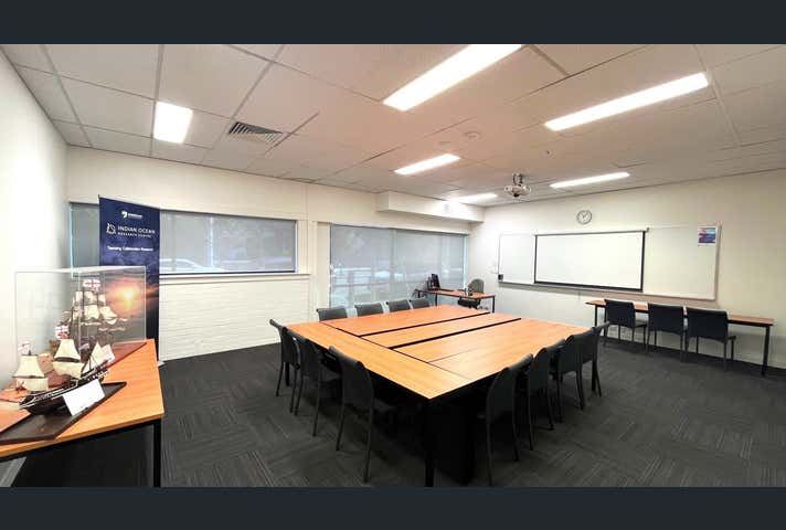 41A/10 Nash Street Perth WA 6000 - Image 5