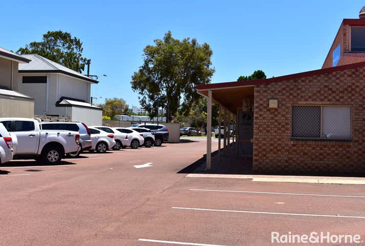 15/3 Benjamin Way Rockingham WA 6168 - Image 14