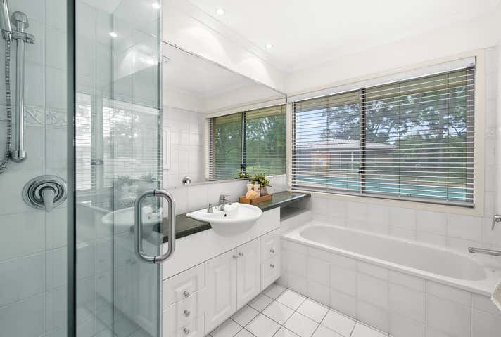 121 Lancing Street Pullenvale QLD 4069 - Image 12