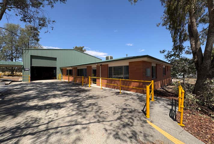 2 & 4/48 Conrad Place Lavington NSW 2641 - Image 1