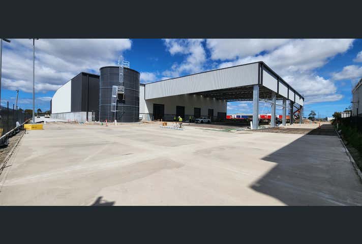 107 Fulton Drive Derrimut VIC 3026 - Image 2