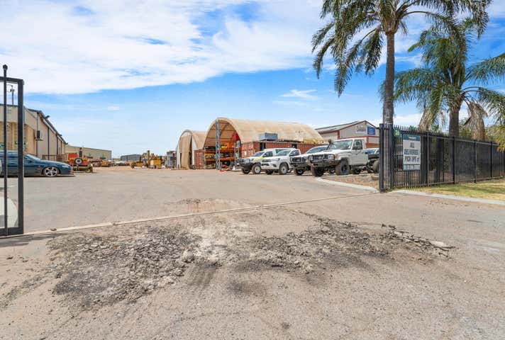 26 Jade Street Maddington WA 6109 - Image 1