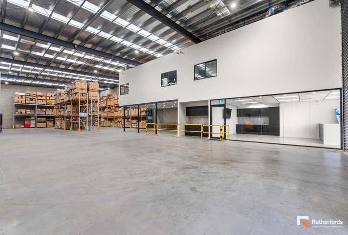 19 Quinlan Road Epping VIC 3076 - Image 4