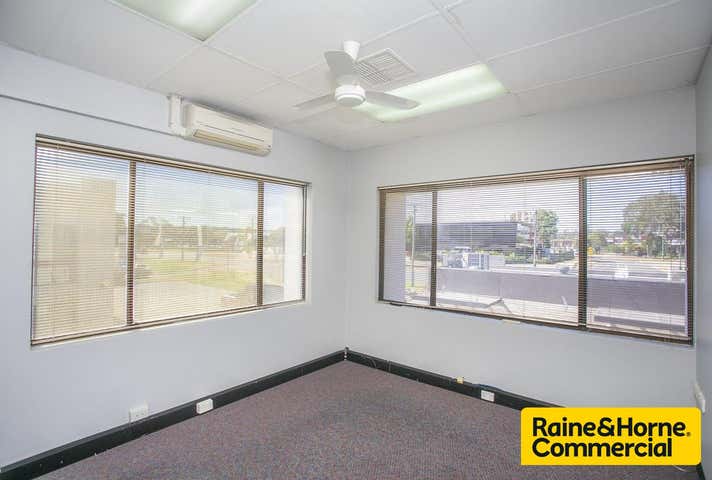 4/204 Balcatta Road Balcatta WA 6021 - Image 2