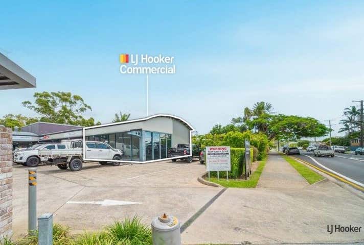 Shops 11 & 12, 27-31 Currumbin Creek Road Currumbin Waters QLD 4223 - Image 7