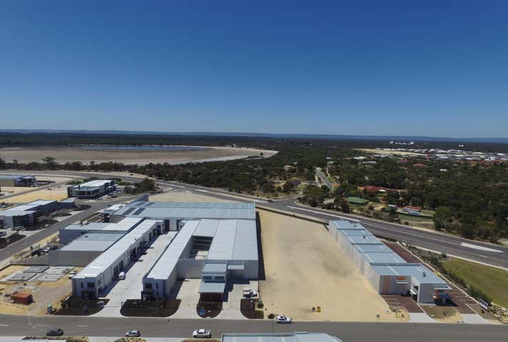 11 SUPREME LOOP Gnangara WA 6077 - Image 21