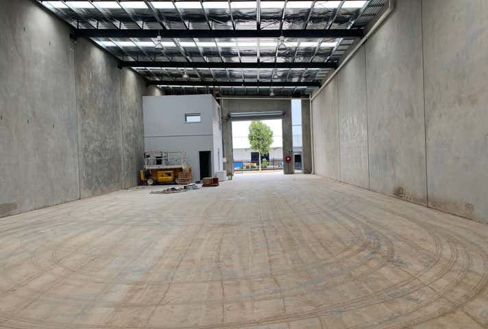 151 Radnor Drive Deer Park VIC 3023 - Image 4