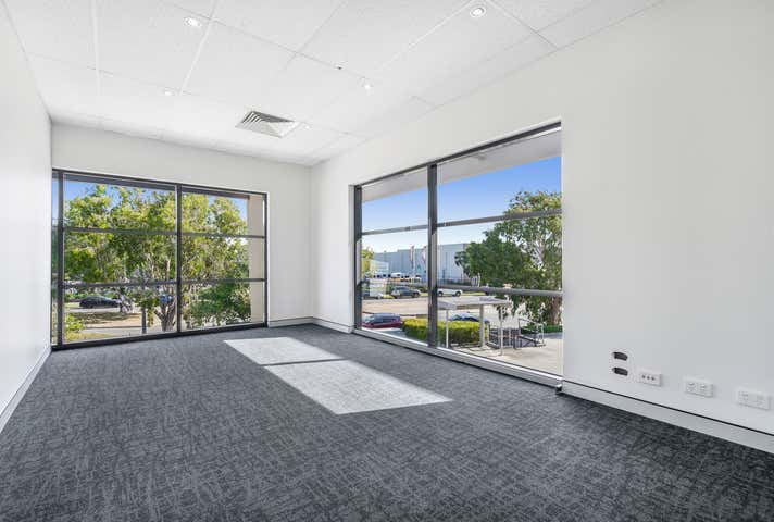 3/70 Fison Avenue Eagle Farm QLD 4009 - Image 5