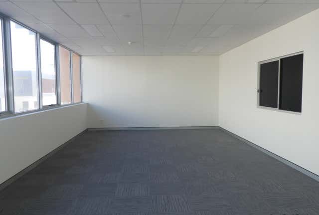 3/8 Jullian Close Botany NSW 2019 - Image 5