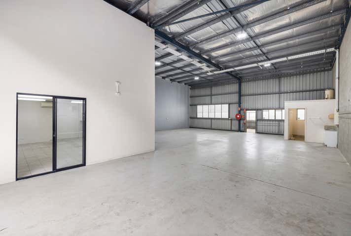 2/35 Neon Street Sumner QLD 4074 - Image 2