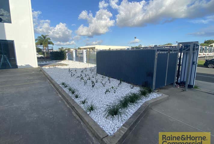 8/3-5 Hinkler Court Brendale QLD 4500 - Image 18