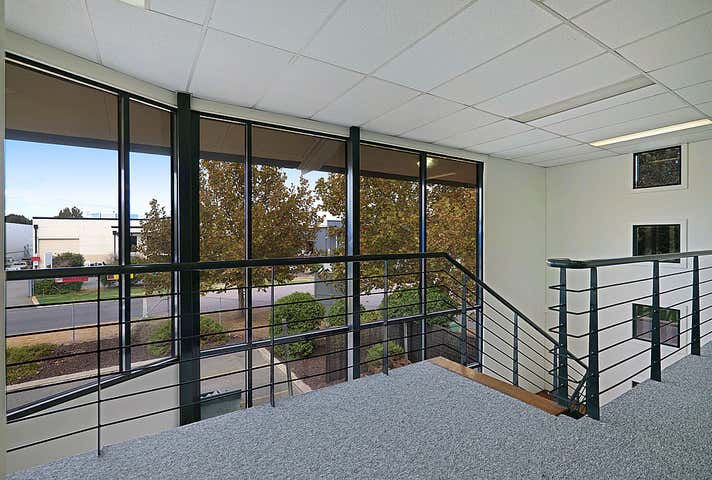 47 Catalano Circuit Canning Vale WA 6155 - Image 31