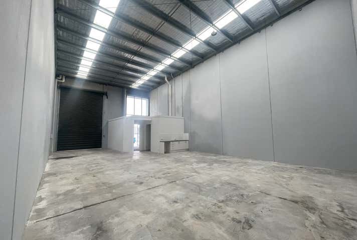 4 Stelvio Close Lynbrook VIC 3975 - Image 3