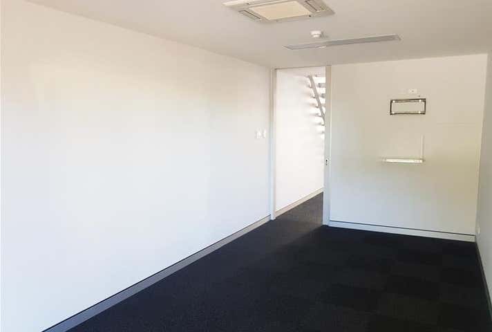 6/15 Discovery Drive North Lakes QLD 4509 - Image 6