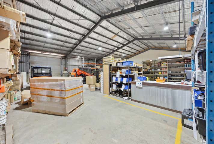 12 Wiltshire Lane Delacombe VIC 3356 - Image 17