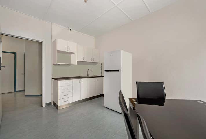 2/36-40 Ingham Road West End QLD 4810 - Image 7