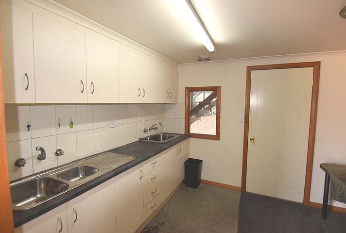 2-14A Provis Street Wangaratta VIC 3677 - Image 5