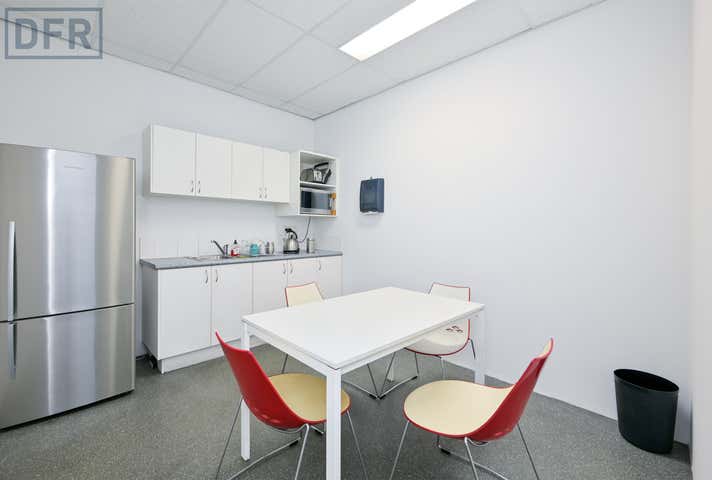 1/453 Yangebup Road Cockburn Central WA 6164 - Image 12