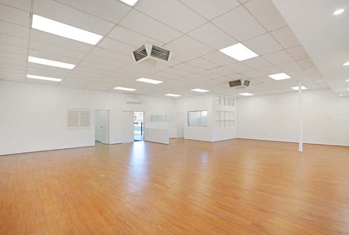 Unit 2, 6 Finlay Place Wangara WA 6065 - Image 5