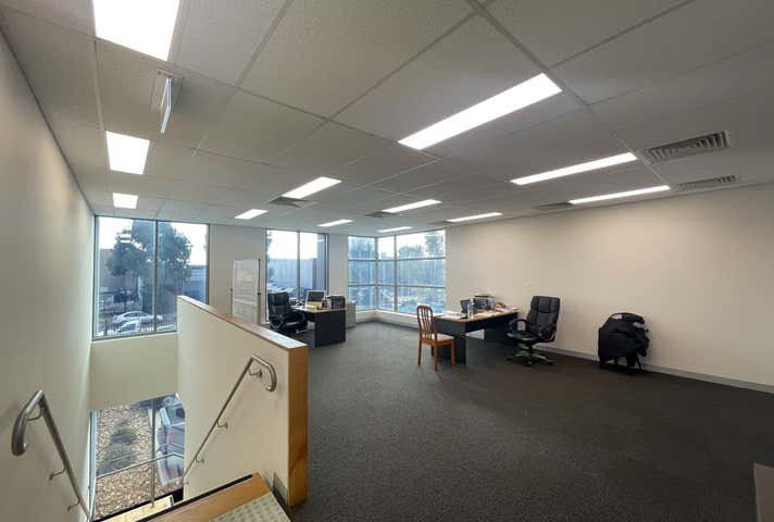 2/7 Morialta Road Cranbourne West VIC 3977 - Image 9