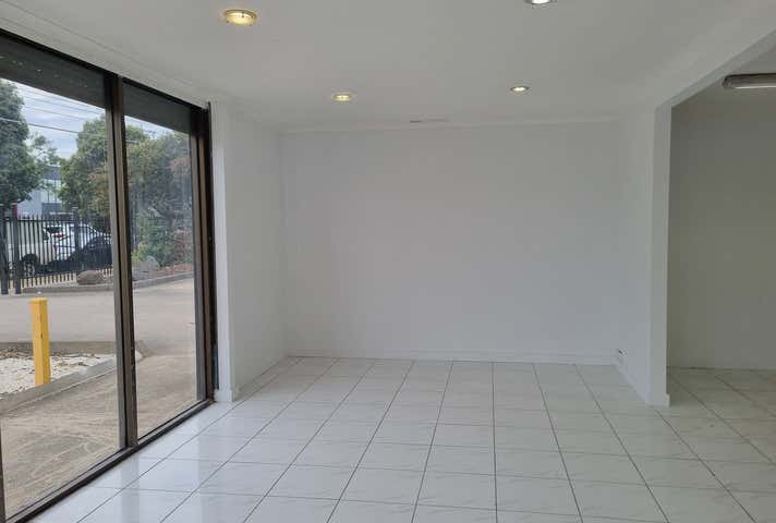 1/7 Macquarie Drive Thomastown VIC 3074 - Image 12