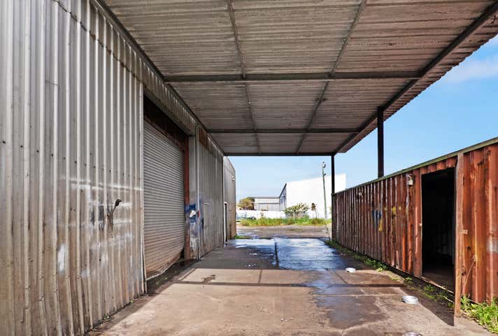 6 Yeates Road Kwinana Beach WA 6167 - Image 19