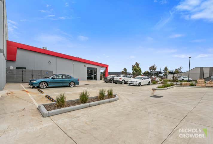 7A Whitfield Boulevard Cranbourne West VIC 3977 - Image 9