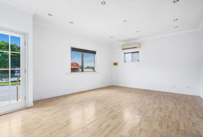 60 Wilkie St Yeerongpilly QLD 4105 - Image 1