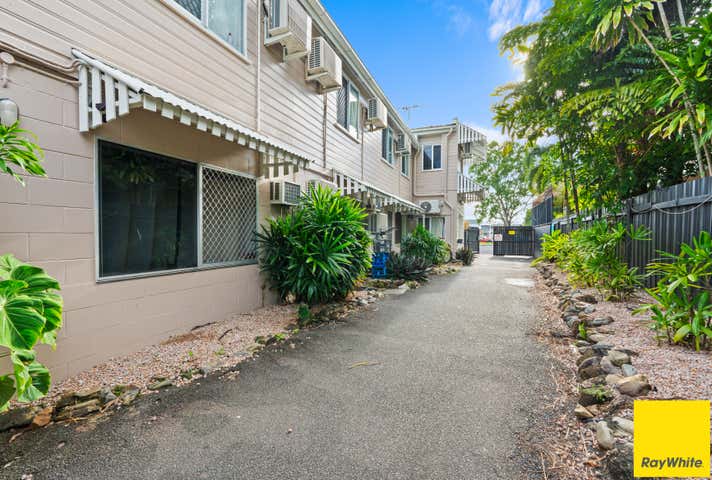 207 Sheridan Street Cairns North QLD 4870 - Image 3
