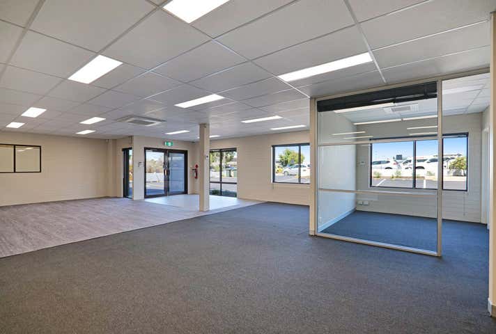 90 Ewing Street Welshpool WA 6106 - Image 8