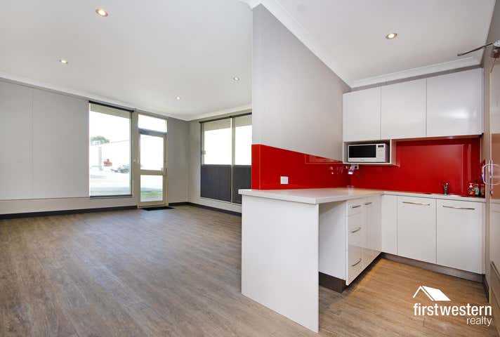 4/21 Warman Street Neerabup WA 6031 - Image 11