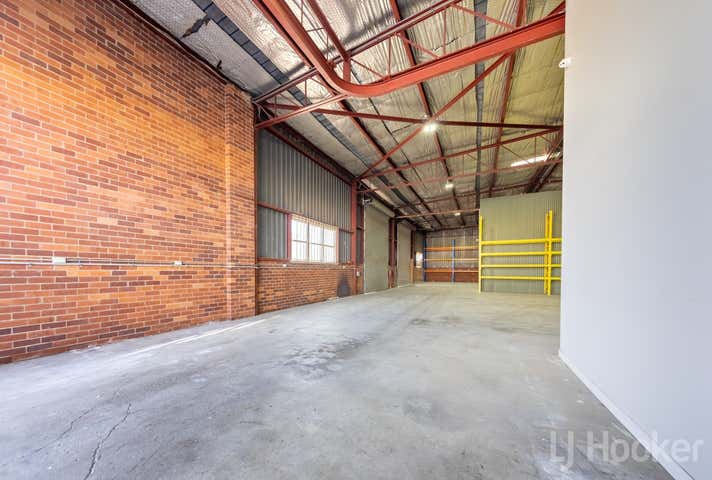 7 Foster Street Queanbeyan East NSW 2620 - Image 3