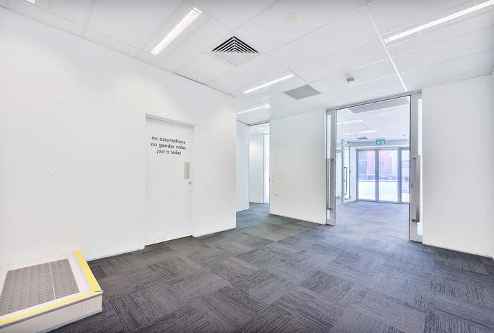 5E & 6E, 817 Beeliar Drive Cockburn Central WA 6164 - Image 4