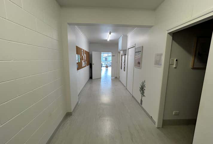 2/36 Torquay Road Pialba QLD 4655 - Image 5