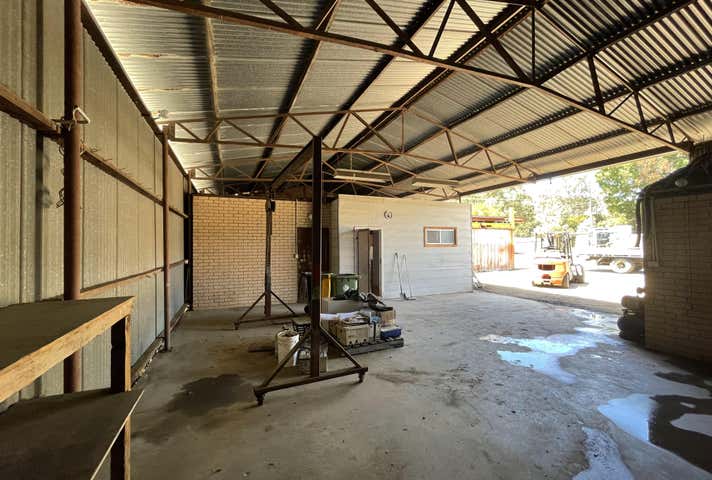 25 Stone Street Armadale WA 6112 - Image 5